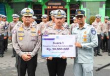 Jasa Raharja Kanwil DIY Serahkan Penghargaan Pos Pelayanan Terpadu Terbaik Pos Pelayanan Terpadu Terbaik