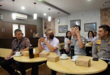 Kepala Kantor PT Jasa Raharja Wilayah Bali Hadiri Rapat Tim Pembina Samsat Provinsi Bali Bahas Pengembangan Pelayanan Samsat di Kabupaten Badung Samsat di Kabupaten Badung