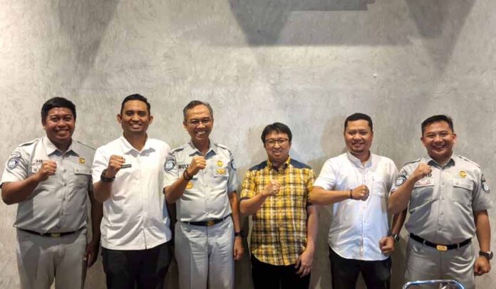 Tingkatkan Pelayanan Pajak Kendaraan