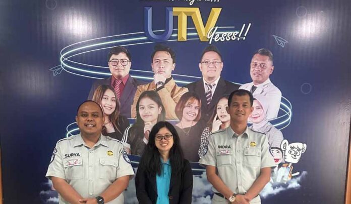 dengan U-TV Kota Bandung dengan U-TV Kota Bandung