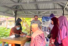 Jasa Raharja Gelar Pengobatan Gratis dan Bagikan Brosur Keselamatan di Majelis Pahampangan HSS di Majelis Pahampangan HSS