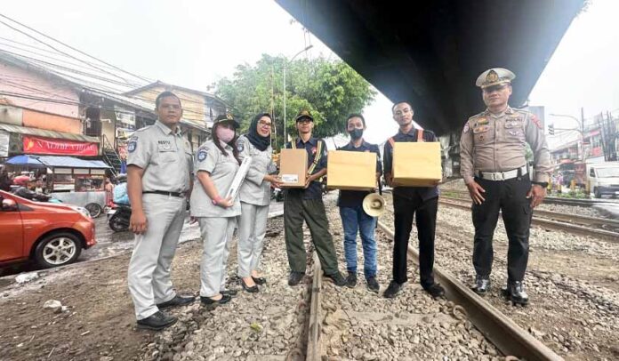 ke Komunitas Edan Sepur Bandung ke Komunitas Edan Sepur Bandung
