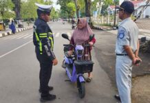 Jasa Raharja Bersama Satuan Lalu Lintas Tingkatkan Disiplin Berkendara Melalui Sosialisasi Sepeda Listrik dan ODOL jasa raharja kalsel