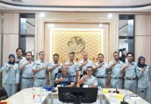 Mengasah Komunikasi Proaktif dan Inisiatif: Dr. Aqua Dwipayana Beri Motivasi di Jasa Raharja Kalsel di Jasa Raharja Kalsel