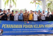 Melalui Program TJSL, PT Jasa Raharja Kantor Wilayah Sumatera Barat Ikuti Aksi Penanaman Pohon di Lanud Sutan Sjahrir Padang di Lanud Sutan Sjahrir Padang