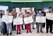 Jasa Raharja Serahkan Bantuan Pendidikan Kepada Putra Putri Korban Laka Lantas Melalui Program TJSL jasa raharja kalbar