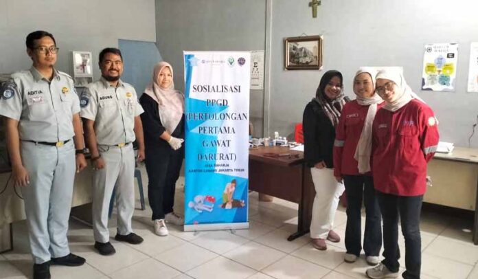 Bus di Jakarta Timur Bus di Jakarta Timur