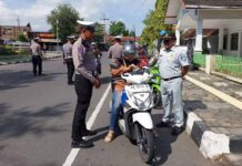 Jasa Raharja Samsat Kulon Progo Ikut Operasi Gabungan Di Alun Alun Wates Kulon Progo Di Alun Alun Wates Kulon Progo