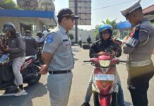 Jasa Raharja Jawa Barat Bersama Tim Pembina Samsat Kab Bandung Barat Melakukan Operasi Gabungan Di Wilayah Kab Bandung Barat Di Wilayah Kab Bandung Barat