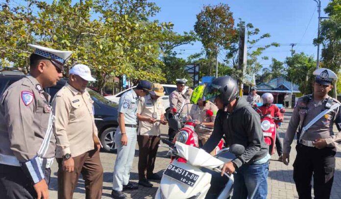 Kepatuhan Pajak Kendaraan Kepatuhan Pajak Kendaraan