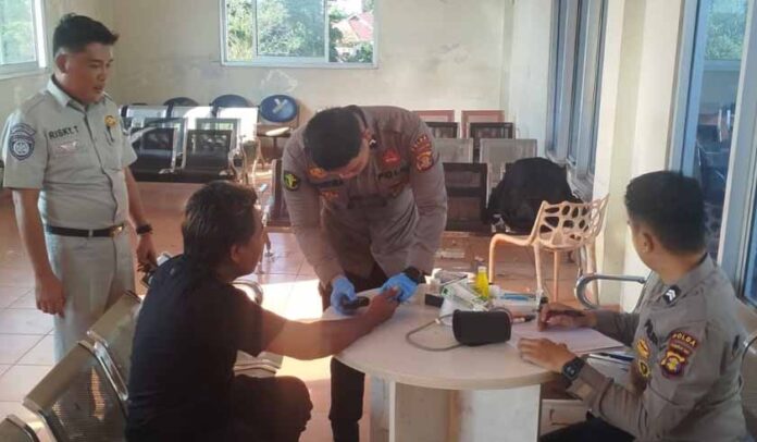 Layanan Kesehatan Mobile Layanan Kesehatan Mobile