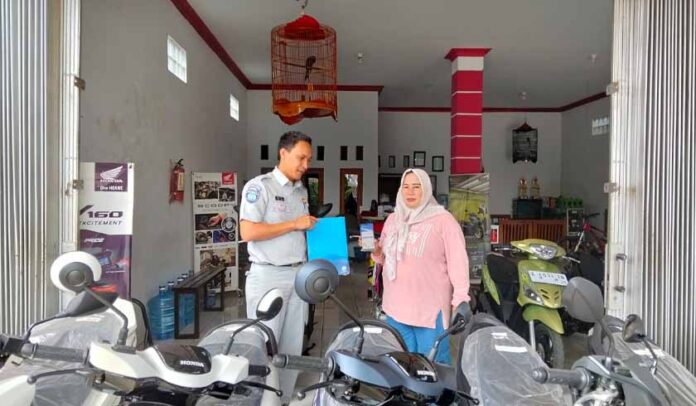 Melalui Aplikasi SIGNAL Melalui Aplikasi SIGNAL