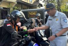 Tim Pembina Samsat Banjarmasin I Gelar Operasi Gabungan dan Sosialisasi Pajak Kendaraan di Area BNN Banjarmasin Timur di Area BNN Banjarmasin Timur