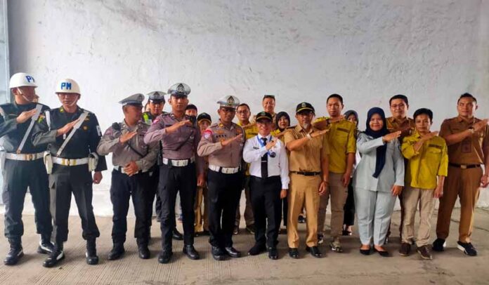 di Jl. KH Zainal Mustofa Kota Tasikmalaya