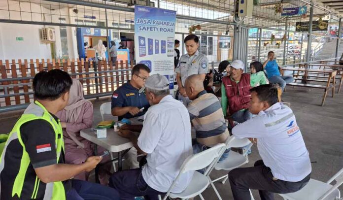 di Pelabuhan ASDP Telaga Punggur Batam di Pelabuhan ASDP Telaga Punggur Batam