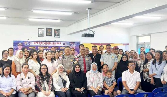 di SMP Tunas Bangsa Bintan di SMP Tunas Bangsa Bintan