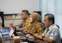 Kakanwil Jasa Raharja dan Dirlantas Polda Kalsel Hadiri Rapat Penyampaian RAK-LLAJ 2024–2028 di Bappeda Provinsi jasa raharja kalsel