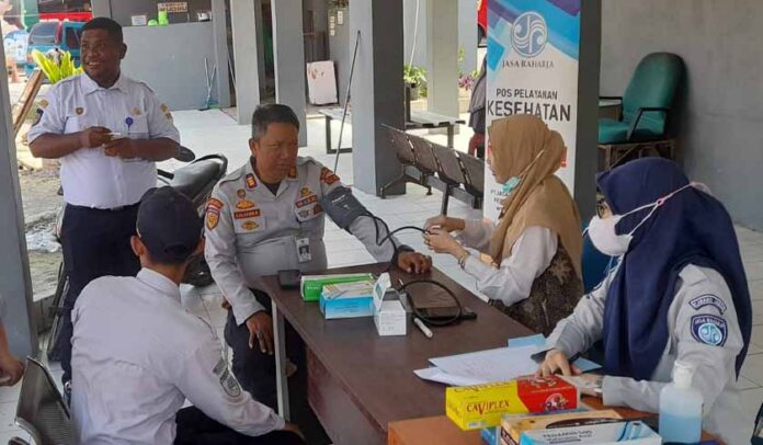 Di Terminal Klari Karawang Di Terminal Klari Karawang