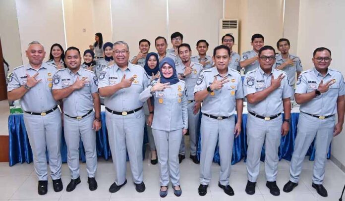 Layanan Nyata bagi Masyarakat