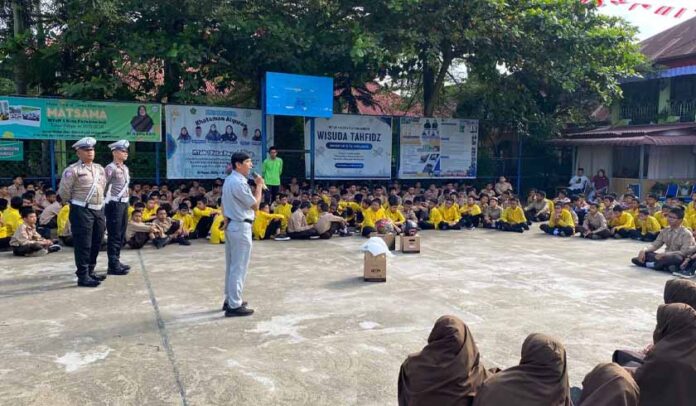 di MTsN 1 Kota Payakumbuh di MTsN 1 Kota Payakumbuh