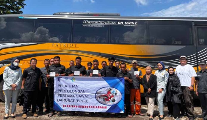 di PO Patriot Wisata dan Maximiles