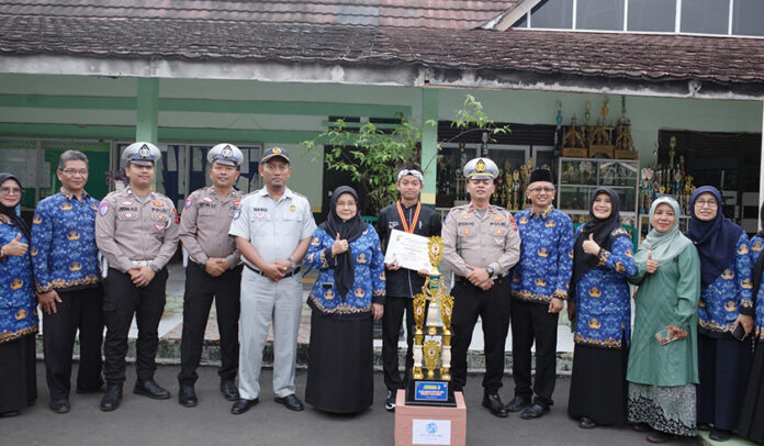 SMPN 7 Purwakarta SMPN 7 Purwakarta