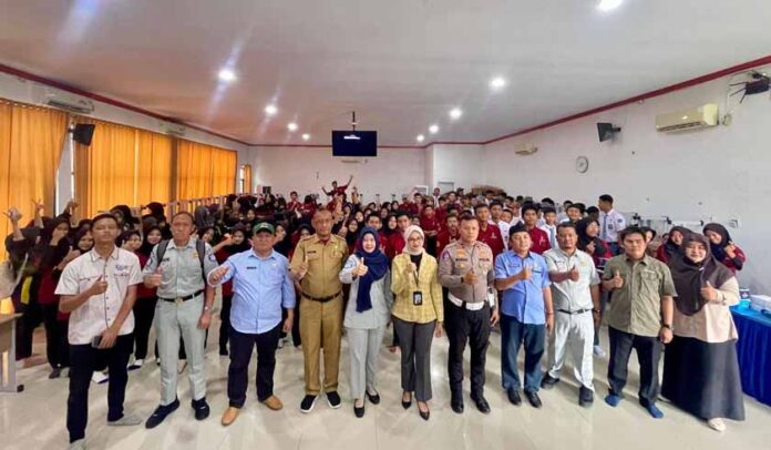 di SMK Negeri 1 Sindang