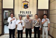 Tingkatkan Kerjasama dan Kolaborasi, Jasa Raharja Kalsel Lakukan Kunjungan ke Polres Kabupaten Tanah Laut jasa raharja kalsel