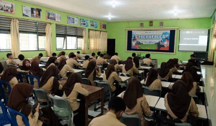 di Kalangan Pelajar di Kalangan Pelajar