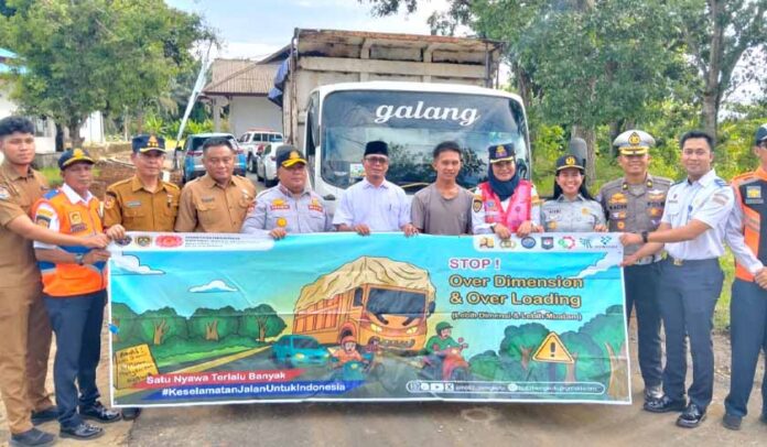 Demi Keselamatan di Jalan Raya Demi Keselamatan di Jalan Raya