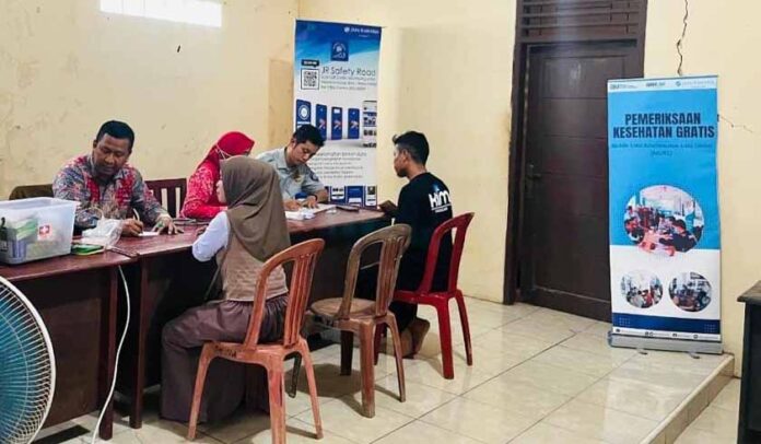 Di Kantor Desa Tunjung Jaya Panimbang