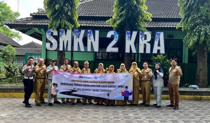 Di SMK Negeri 2 Karanganyar