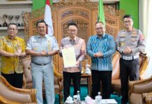 Tim Pembina Samsat Provinsi Kalimantan Barat Gelar Audiensi dan Penandatanganan Komitmen Bersama dengan Walikota Pontianak jasa raharja kalbar