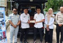 Tim Pembina Samsat Martapura Tingkatkan Kesadaran Keselamatan dan Kepatuhan Pajak Kendaraan Bermotor Kepatuhan Pajak Kendaraan Bermotor