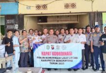 Forum Komunikasi Lalu Lintas Bengkayang Bahas Legalitas dan Keselamatan Travel Angkutan Orang