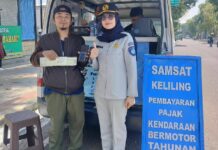 Jasa Raharja Kabupaten Bandung Kenalkan e-KD Digital Bersamaan dengan Kegiatan Operasi Gabungan di Kecamatan Soreang Kecamatan Soreang