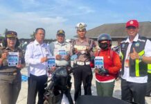 PT Jasa Raharja Wilayah Bali Bersama UPT Samsat Badung Gelar Razia Gabungan dan Sosialisasi Program Pemutihan Pajak Kendaraan Bermotor jasa raharja bali