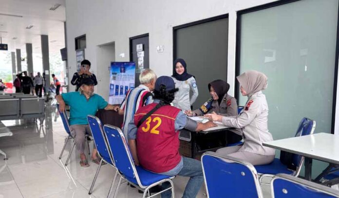 di Terminal Tingkir di Terminal Tingkir