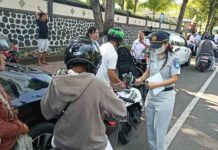 Jasa Raharja Singaraja dan Samsat Buleleng Gelar Operasi Gabungan di Taman Kota Singaraja jasa raharja bali