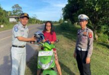 Forum Komunikasi Lalu Lintas Gelar Aksi Sosial Keselamatan Jalan dengan Pembagian Helm Gratis dengan Pembagian Helm Gratis