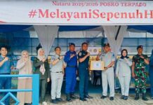 Jasa Raharja Sulsel Pantau Arus Mudik Nataru di Pelabuhan Nusantara Parepare, Berikan Apresiasi Bagi Petugas Posko Berikan Apresiasi Bagi Petugas Posko