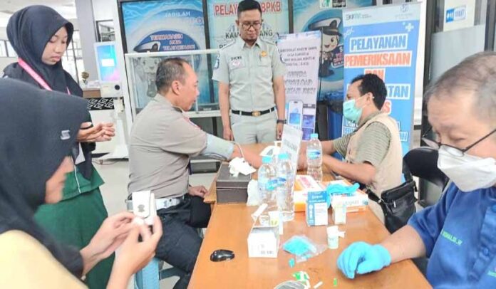 Kesehatan Gratis di Samsat Ciledug