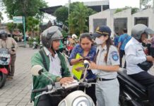 PT Jasa Raharaja Cabang Singaraja Ikut Serta Dalam Operasi Gabungan di Taman Bung Karno Singaraja di Taman Bung Karno Singaraja