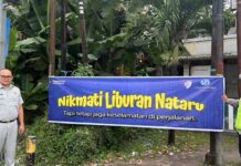 Tingkatkan Kepatuhan Selama Periode Nataru, Jasa Raharja NTB Pasang Spanduk Keselamatan di Titik Rawan Laka di Titik Rawan Laka