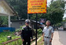 Jasa Raharja Cabang Sukabumi Pasang Papan Himbauan di Lima Titik Rawan Kecelakaan Lalu Lintas jasa raharja jabar