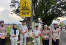 Jasa Raharja Magelang Bersama Satlantas Polresta Magelang Kembali Laksanakan Pemasangan Himbauan di Titik Rawan Kecelakaan jasa raharja jateng