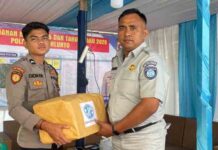 Apresiasi Petugas Pengamanan Natal, Jasa Raharja Solok Berikan Parcel di Posko Muaro Kelaban jasa raharja sumbar