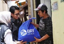 Berbagi Bahagia Bersama BRI Bagikan 279 ribu Paket Sembako dan Berikan Santunan untuk Ribuan Anak Indonesia Berbagi Bahagia Bersama BRI