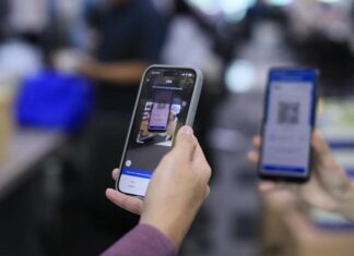 Berbagi THR Jadi Praktis dengan QRIS Transfer dan Transfer Emas di BRImo berbagi THR