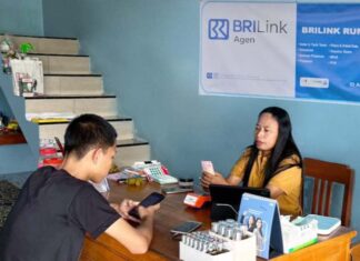 Dedikasi Rumiatun, BRILink Agen di Grobogan yang Sigap Melayani Warga Desa di Garis Depan BRILink Agen